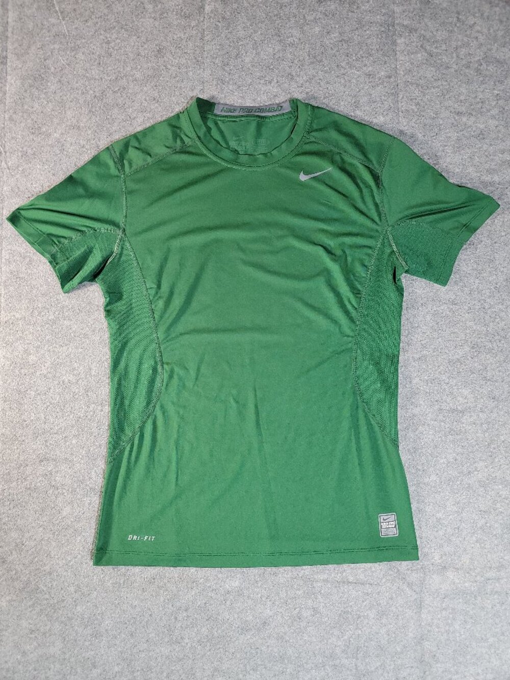 Nike Pro Combat Fitted Green Dri-Fit Athletic Short Sleeve T-Shirt Mens Medium